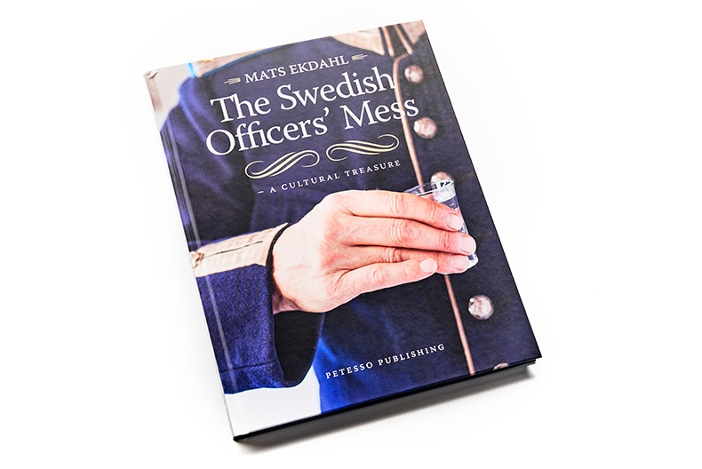 Bok Swedish Officers